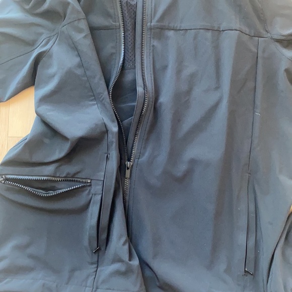 Outdoor Voices Lightweight jacket - Picture 4 of 4